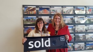Another happy buyers advocate client with Wendy Chamberlain