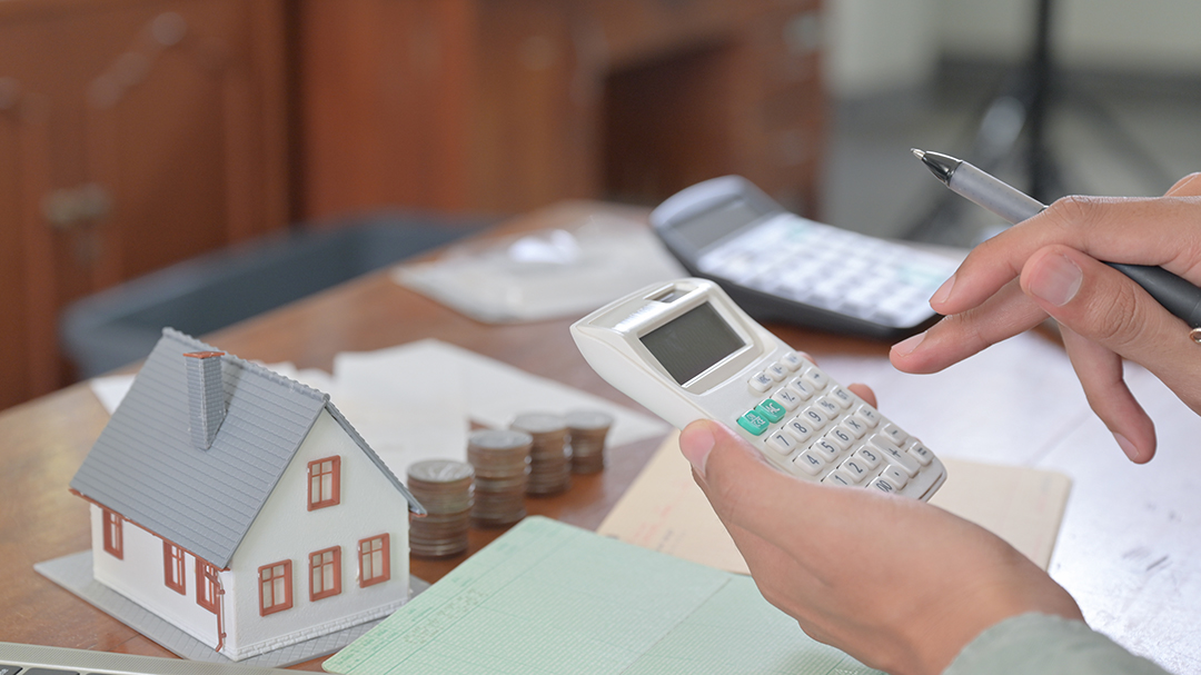 Calculating mortgage repayments following a rise in the interest rate